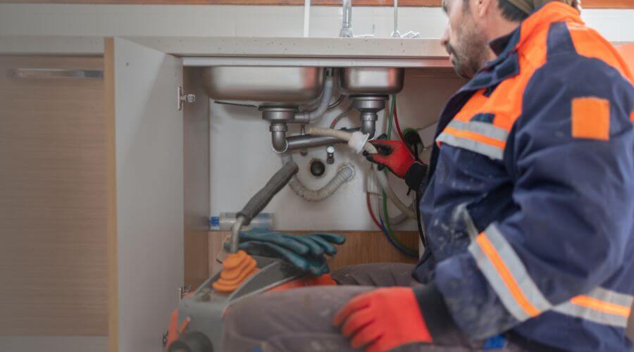 Expert burst pipe repair services in Lewiston, MN